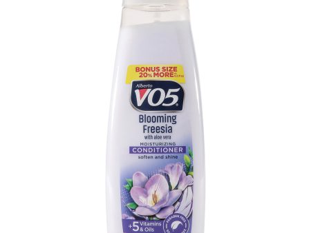 Moisturizing Blooming Freesia Conditioner by Alberto VO5 for Unisex - 15 oz Conditioner Online